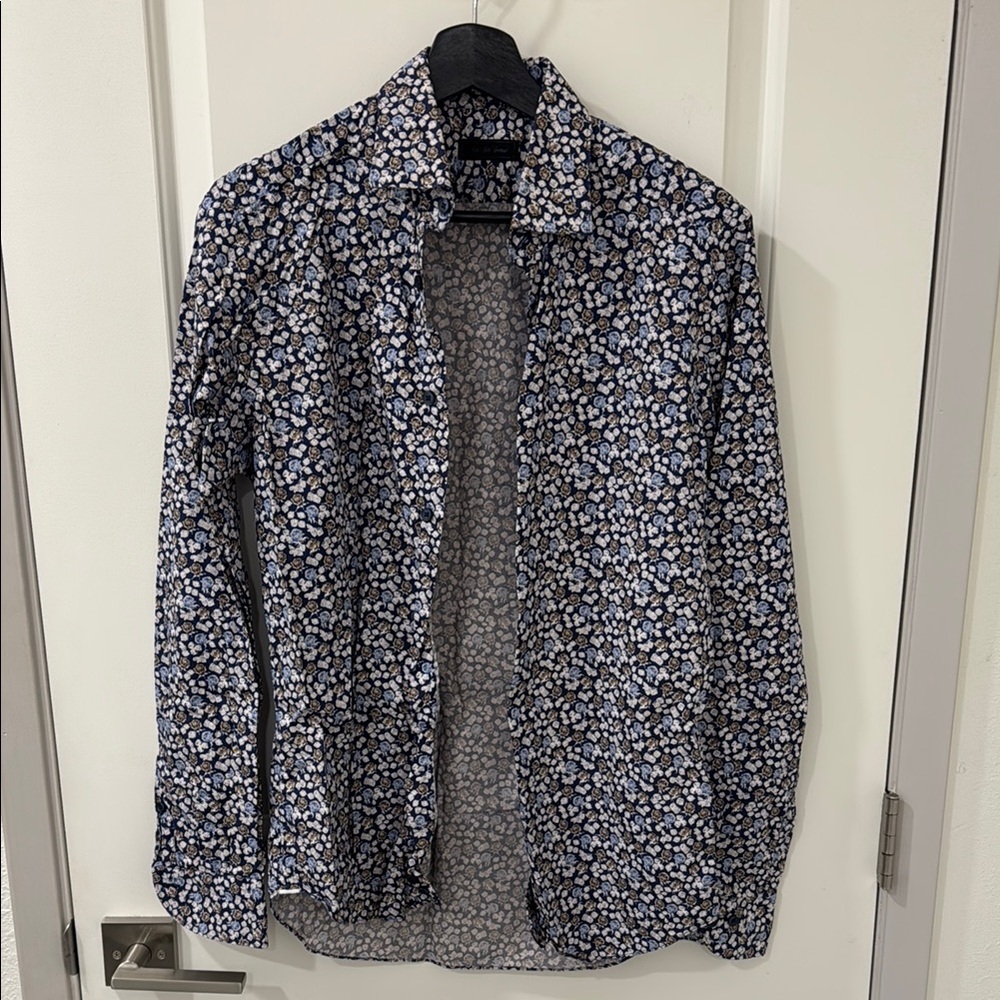 Saks Fifth Avenue Black White Blue Lightweight Botton Down Floral Shirt